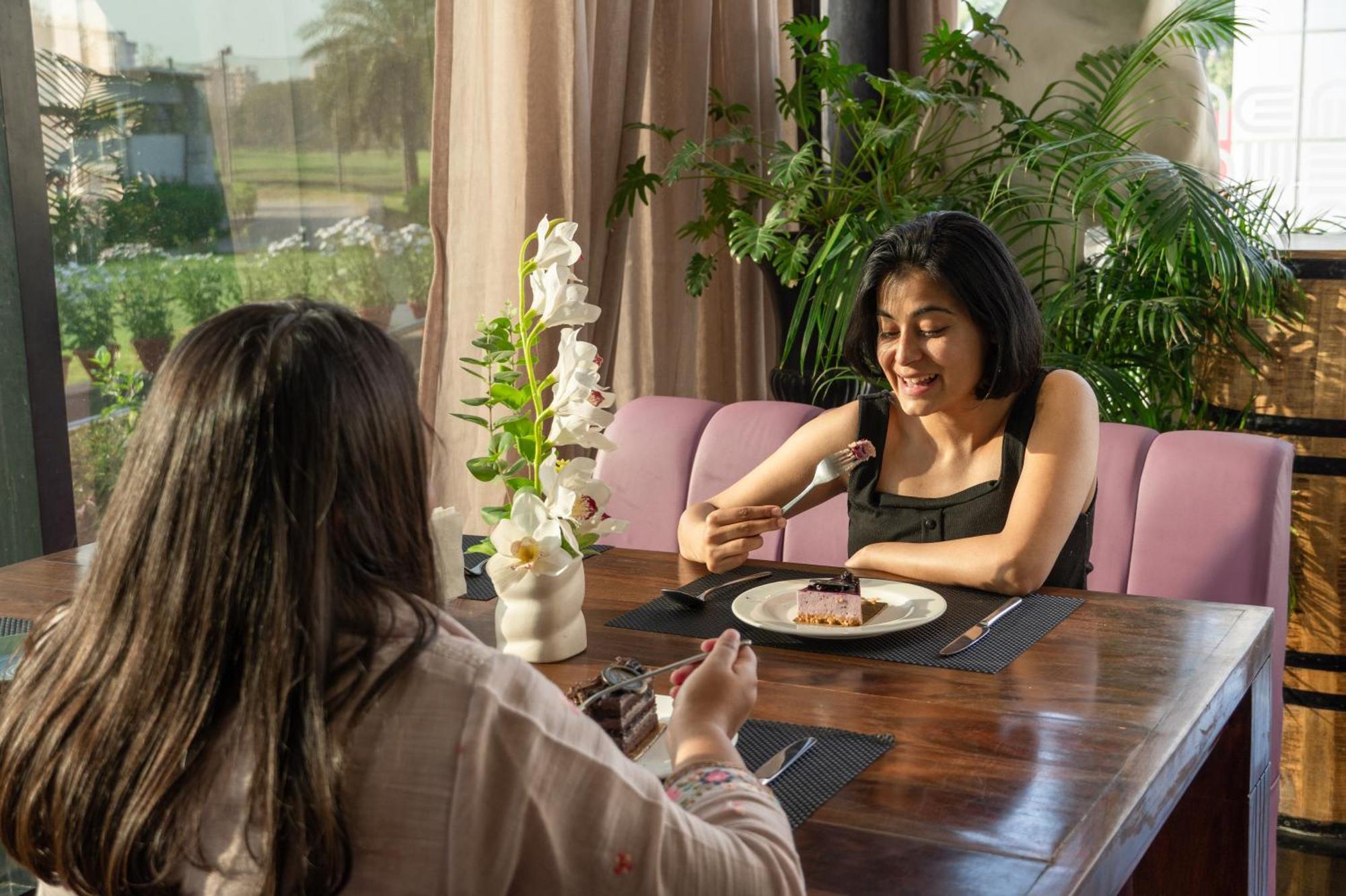 Karma Lakelands, Gurugram Gurgaon Ngoại thất bức ảnh